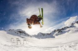 开云体育官方网站-时光交错的绿茵场，当拜仁加时征服南美雄鹰，福登之火燃遍欧洲