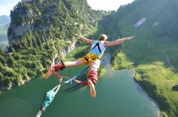 开云体育APP下载-孤勇者的星光，奥运关键夜，赖斯扛起队伍的最后一击