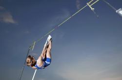 开云体育入口-美洲豹鏖战红蓝巨人，佩德里一锤定音，巴萨险胜墨西哥联军的足球启示录