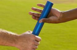 开云体育官网-小艇撞碎巨轮，无名之辈马丁内利如何点燃了足球世界的另类革命