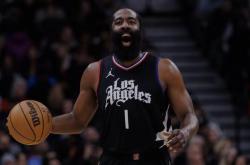 开云体育入口-包含快船新援砍下生涯新高的词条