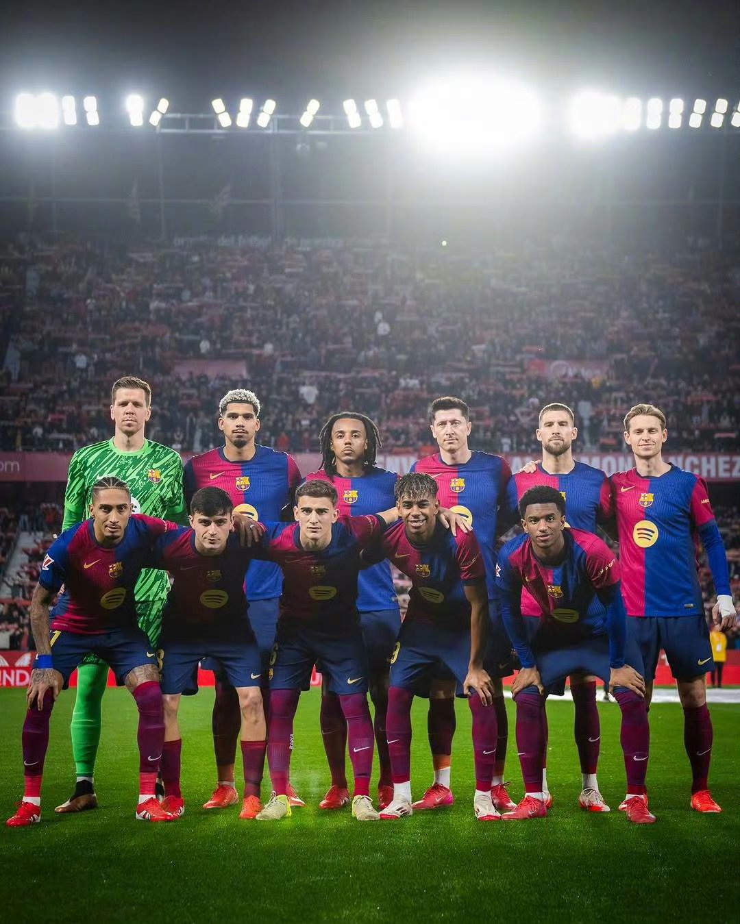 塞维利亚客场连胜，继续保持不败