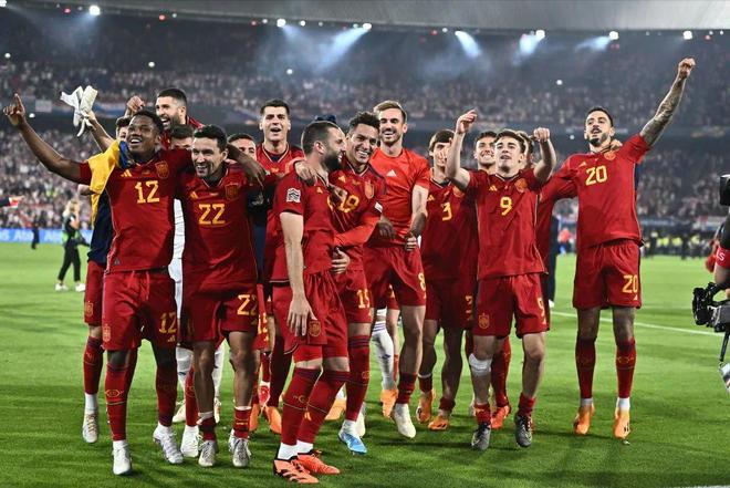 波兰点球大战力克西班牙,成功晋级欧国联半决 波兰点球大战力克西班牙,成功晋级欧国联半决