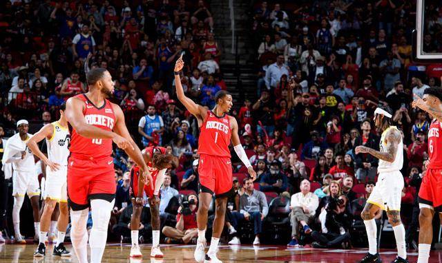 火箭队客场战胜对手,实现连胜 火箭队客场战胜对手,实现连胜