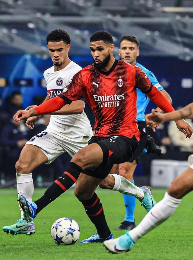 AC米兰遭遇惨败,卡利亚里罕见逆转胜利 AC米兰遭遇惨败,卡利亚里罕见逆转胜利