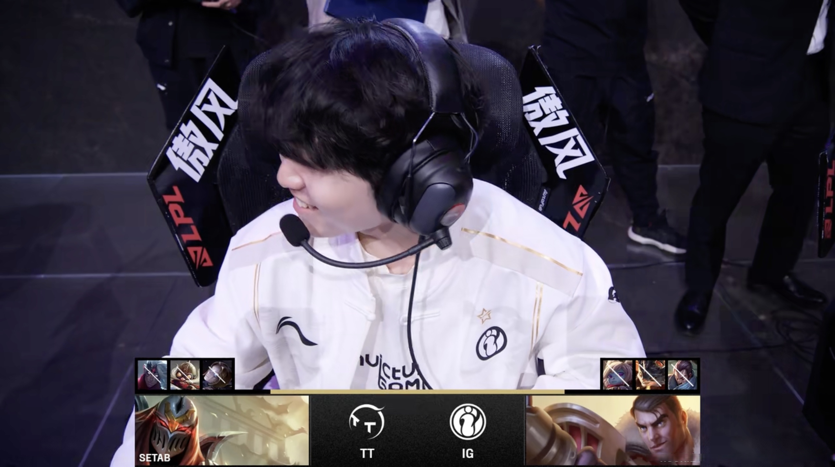 EDG翻盘DK,Canyon单局斩获MVP顶尖较量2025世界赛,引爆全场热议 EDG翻盘DK,Canyon单局斩获MVP顶尖较量2025世界赛,引爆全场热议