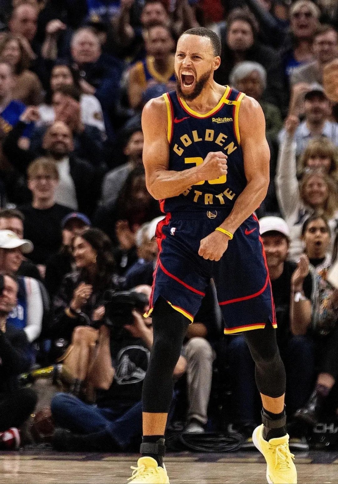 勇士力克魔术,库里砍下40分 勇士力克魔术,库里砍下40分