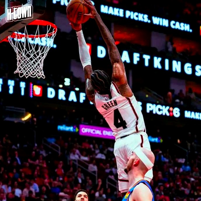 雷霆连胜,西蒙斯状态回升 雷霆连胜,西蒙斯状态回升