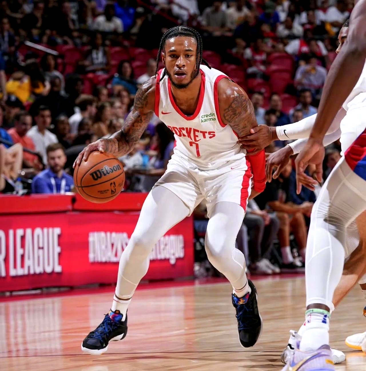 76人队长受伤，球队战力受影响的简单介绍