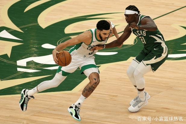 雄鹿主场大胜凯尔特人,夺得八连胜 雄鹿主场大胜凯尔特人,夺得八连胜