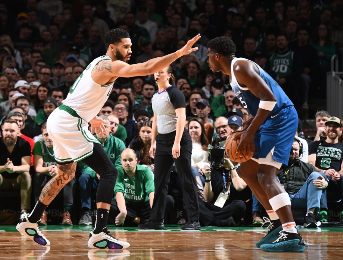 灰熊力擒老鹰,詹森-塔图姆砍下24分无力回天 灰熊力擒老鹰,詹森-塔图姆砍下24分无力回天