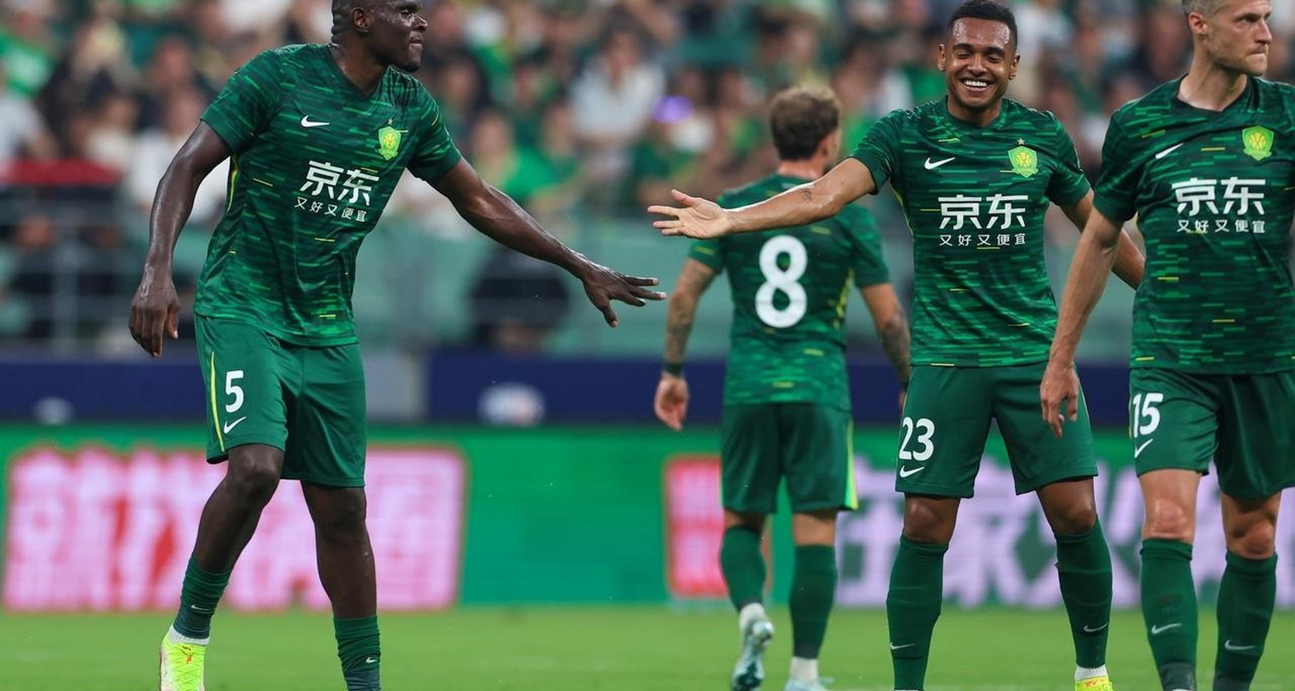 国安主场惨遭击败,球队状态急需调整 国安主场惨遭击败,球队状态急需调整