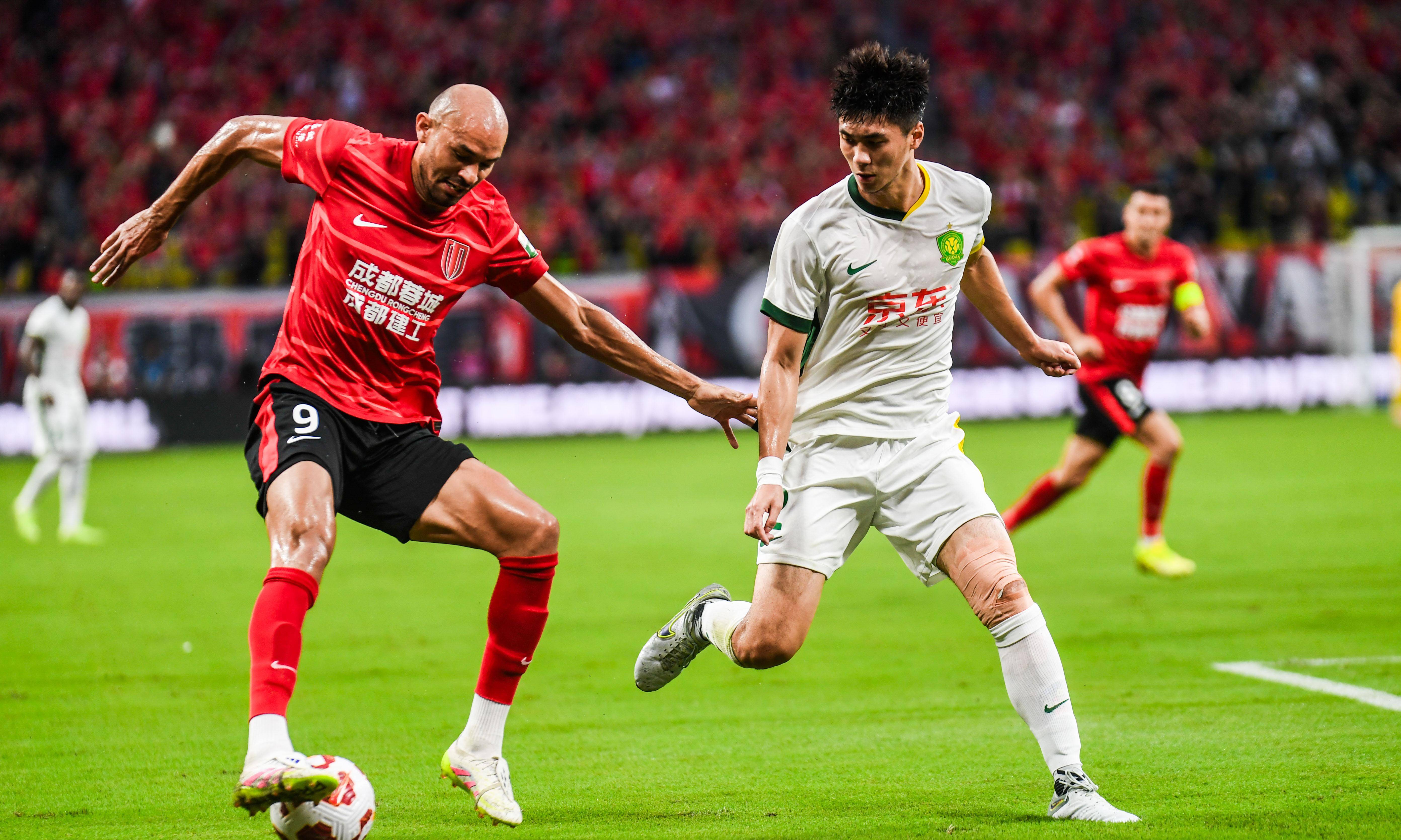 国安主场惨遭击败,球队状态急需调整 国安主场惨遭击败,球队状态急需调整