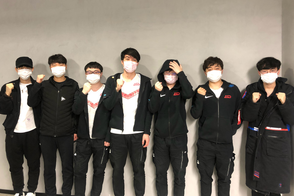 关于红牛二队力克梅赛德斯，周冠宇状态火热的信息