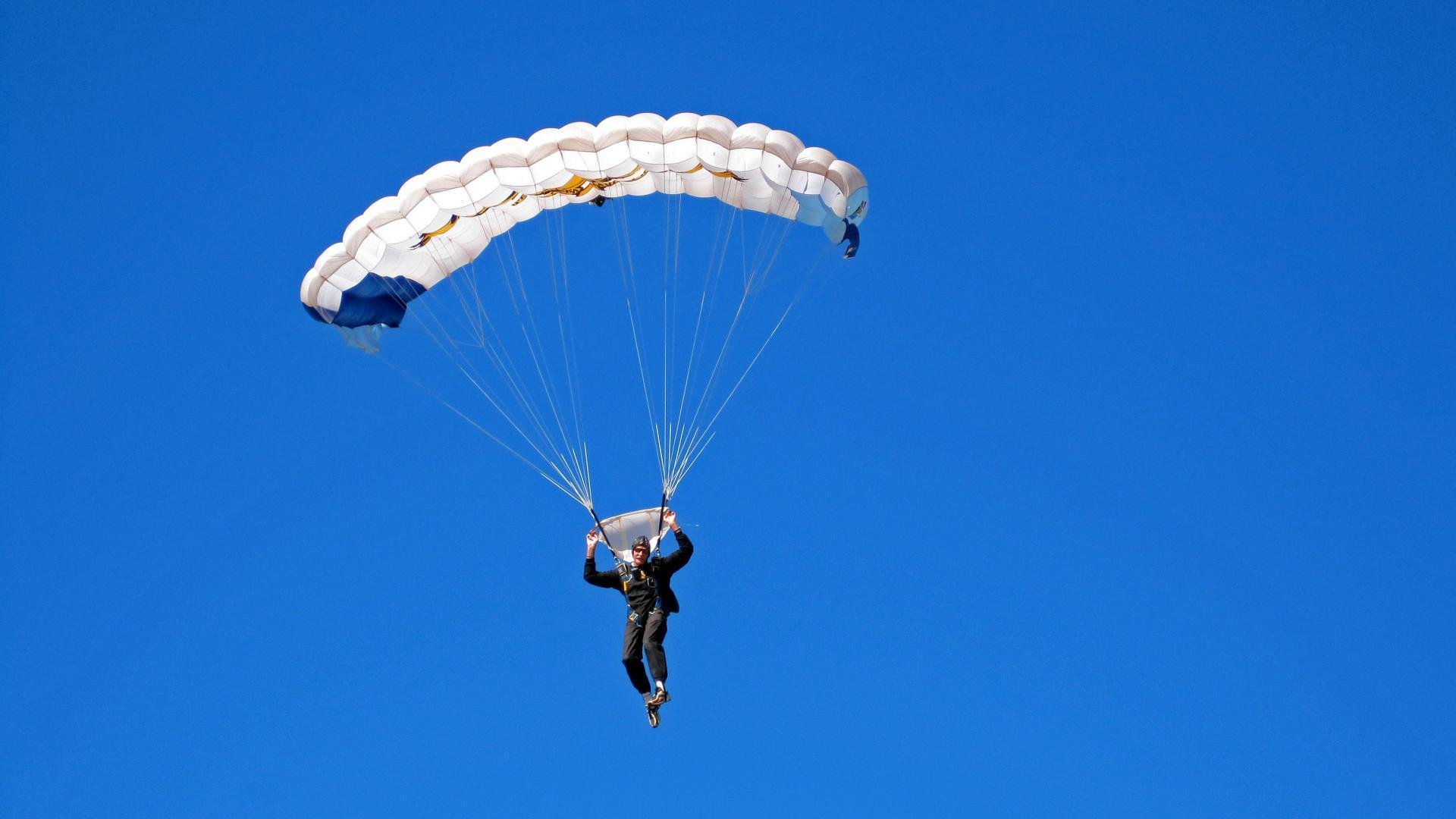 全面压制下的孤胆英雄，哈兰德如何在伊朗铜墙铁壁中成为关键先生