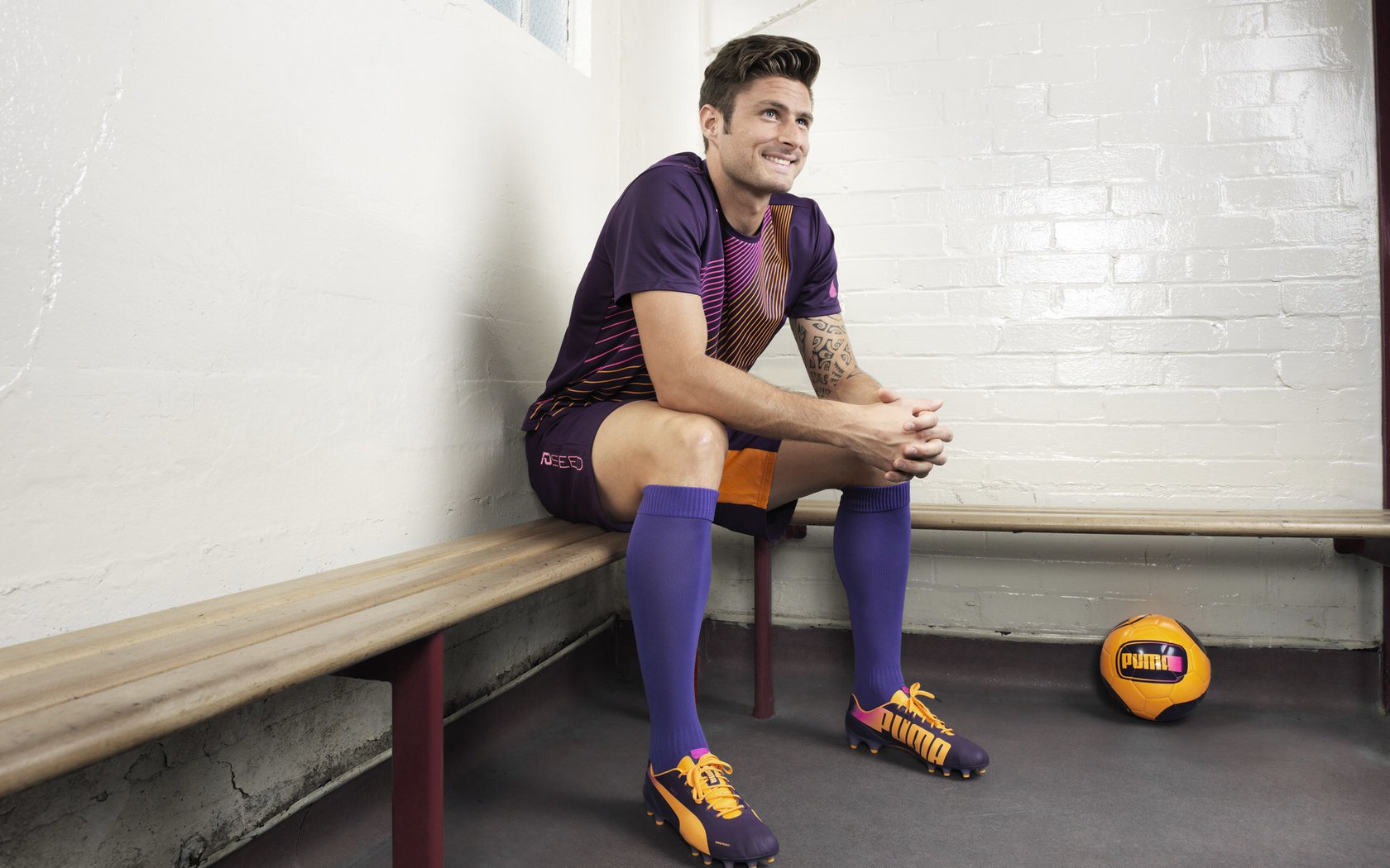 微型利刃肢解巨人，范弗利特44分风暴，黄蜂将湖人钉上耻辱柱