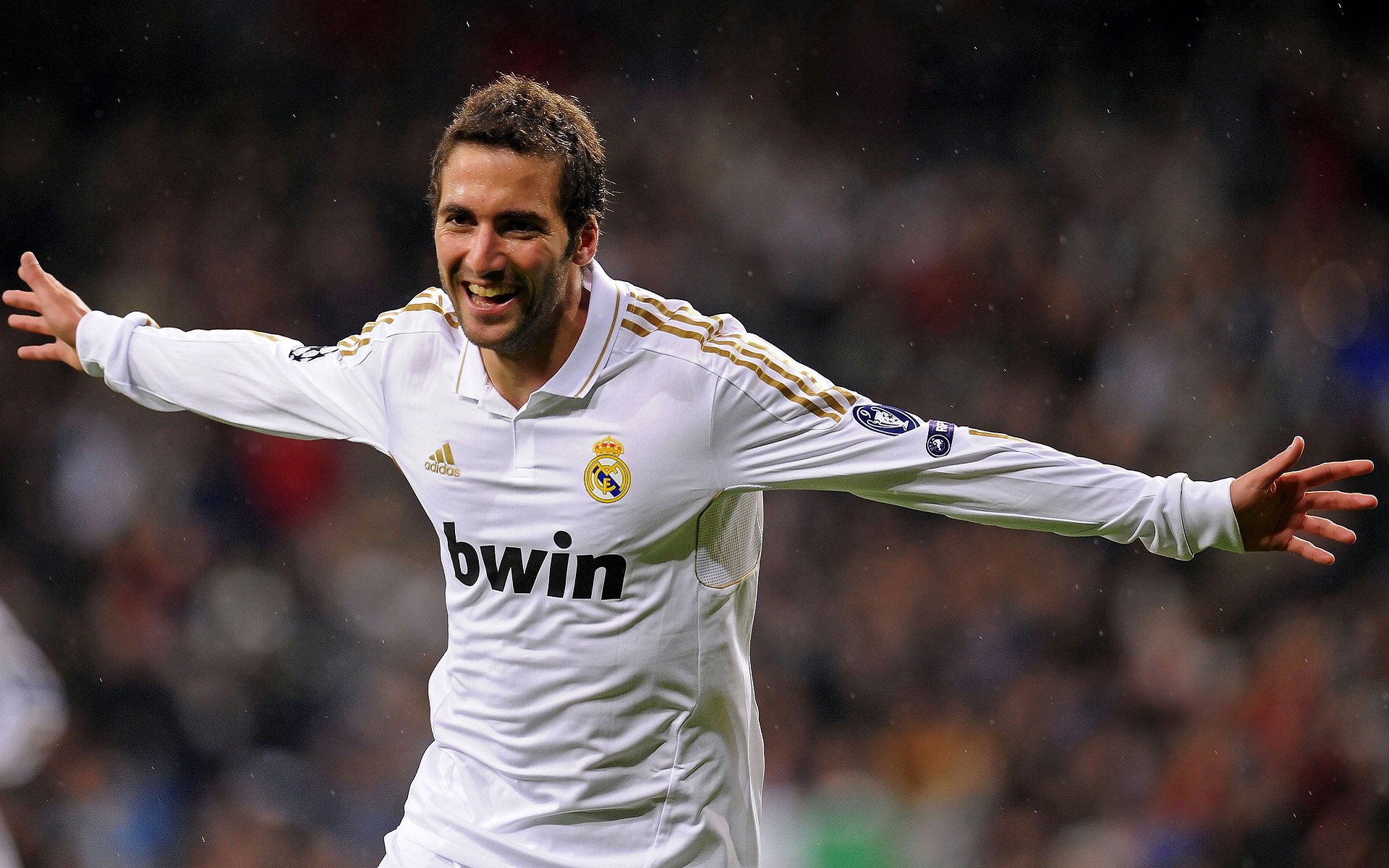 东方快车驶过威尔士,黄喜灿的德意志闪耀时刻