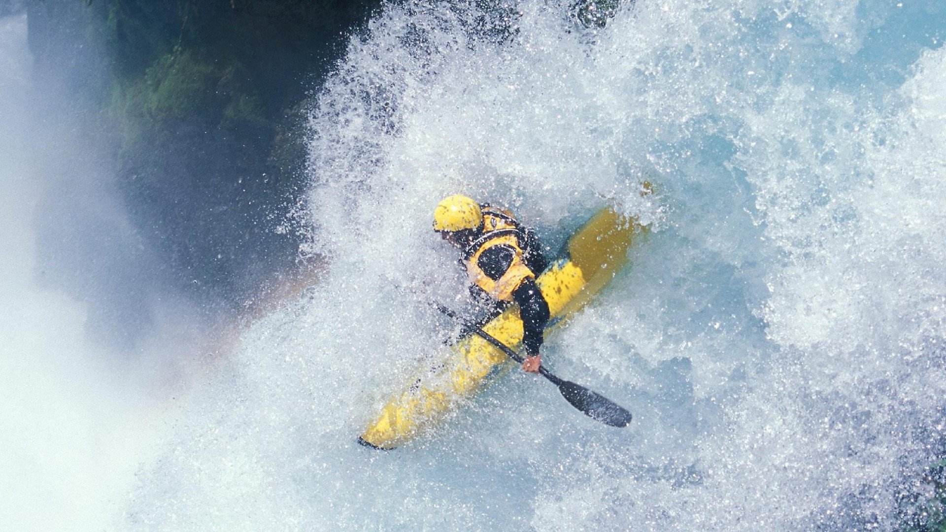 胜负之外的神迹，当德国战车碾过东京之夜，波尔书写了唯一的弧线